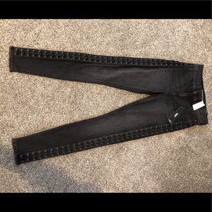 NWT EXPESSS BLACK JEAN LEGGINGS size 2